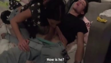 Two Slut Using A Very Drunk Guy