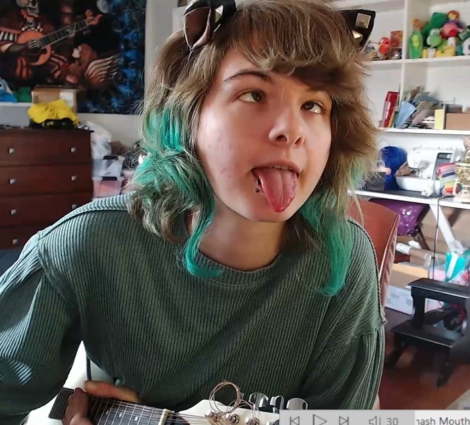 Cute Nerdy Teen Just Started Caming, Click Here To Open Your Free Account To Chat With Her